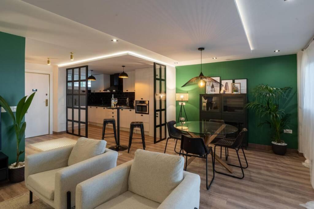Sea Level, Apto Sofisticado En Primera Linea Playa Apartment *